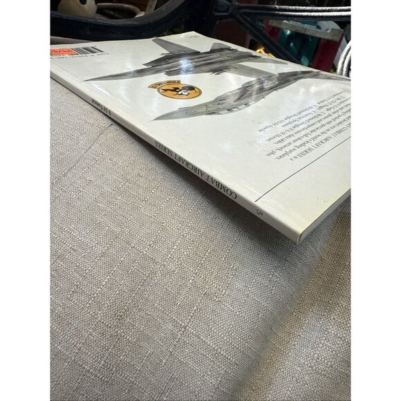 F-14 TOMCAT (OSPREY COMBAT AIRCRAFT SERIES) By Lindsay Peacock **BRAND NEW** - Picture 10 of 10